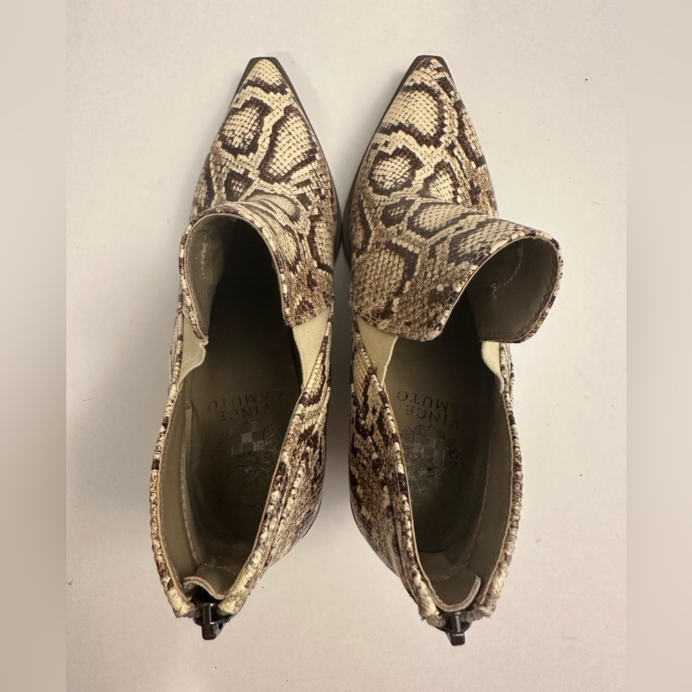 Vince Camuto Gradina Booties Snake Print Size 6.5 - Picture 7 of 15